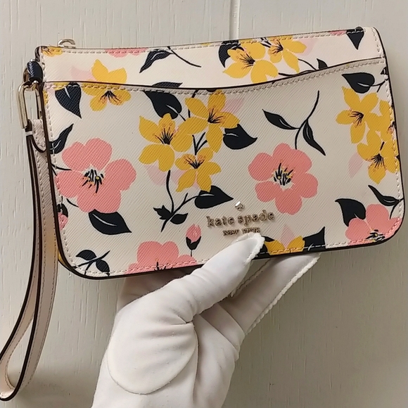 kate spade Bags Kate Spade Staci Lily Bloom Wristlet Poshmark